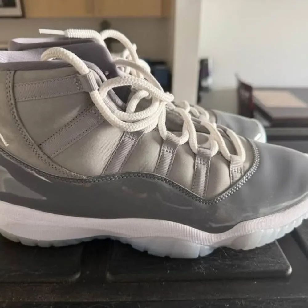 Air Jordan 11 Cool Gray 11.5 Like New w/o Box
